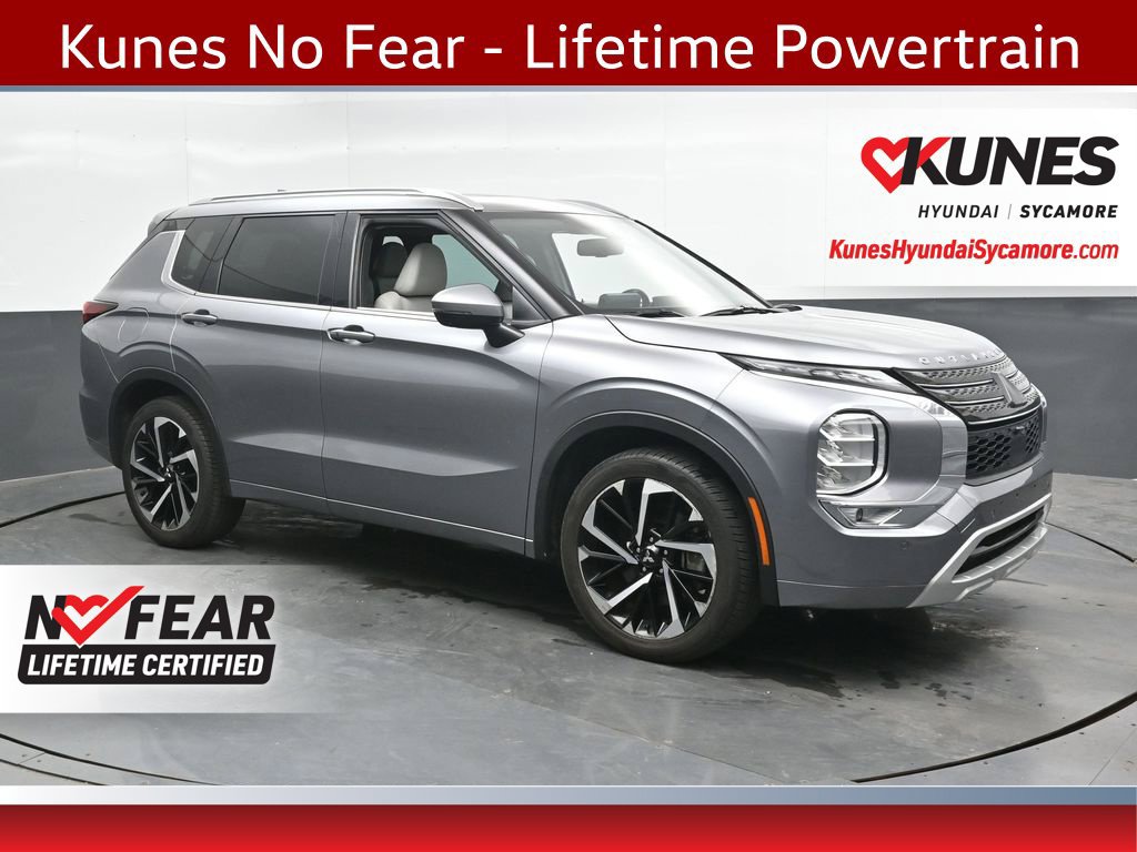Used 2023 Mitsubishi Outlander SEL AWD/4WD image 1