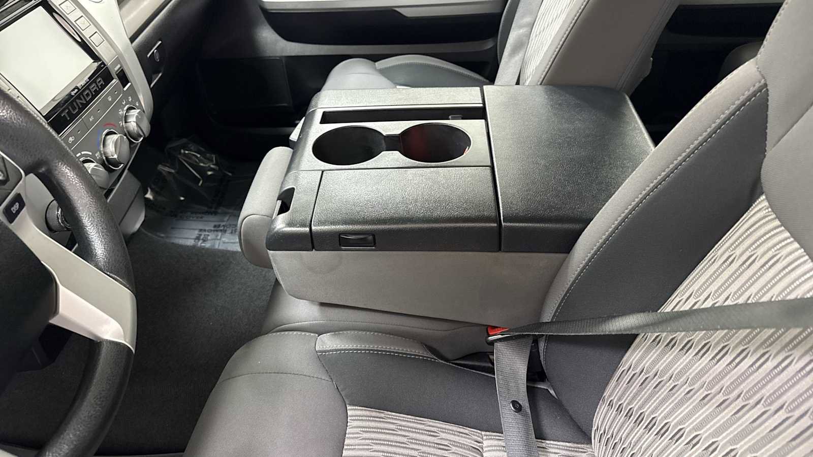 Certified 2016 Toyota Tundra SR5 image 23