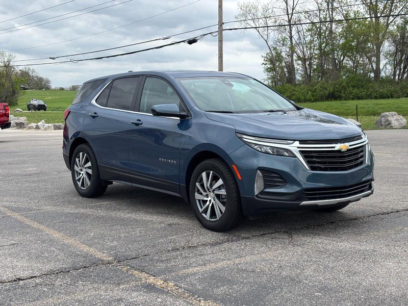 Certified 2024 Chevrolet Equinox LT w/ LPO, Floor Liner Package image 7