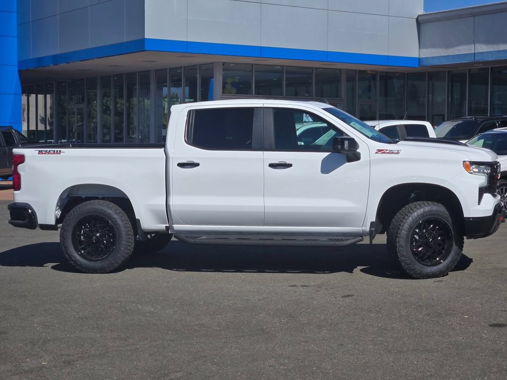 New 2026 Chevrolet Silverado 1500 LT Trail Boss w/ Safety Package AWD/4WD image 3