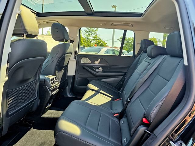 New 2026 Mercedes-Benz GLS 450 4MATIC image 23