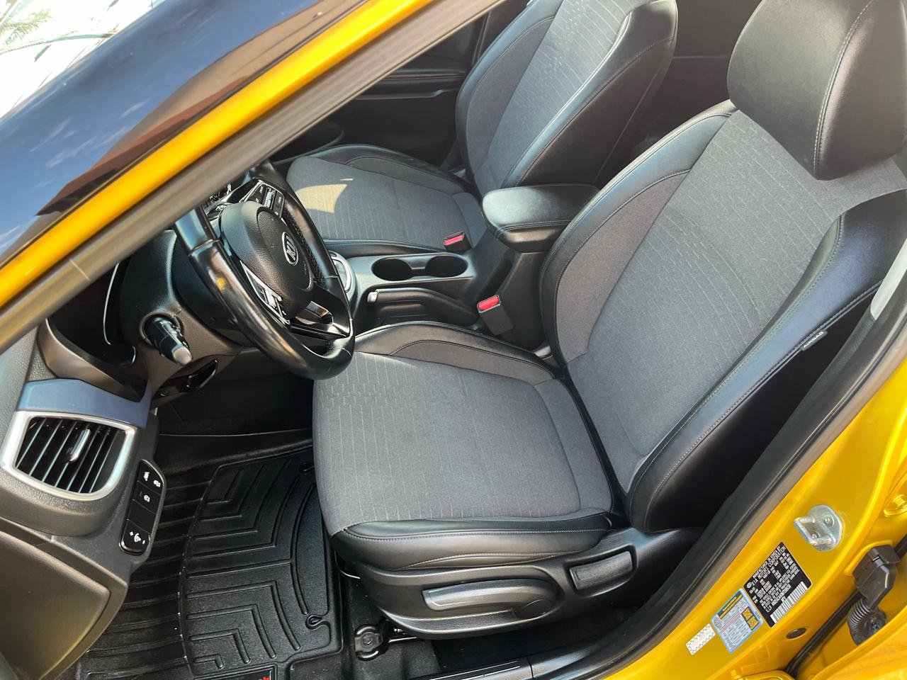 Used 2021 Kia Seltos S image 23