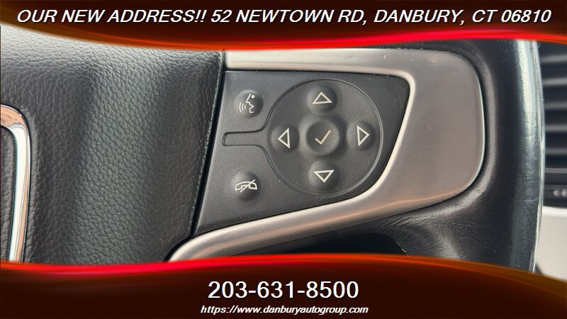 Used 2019 GMC Yukon XL SLT AWD/4WD image 18