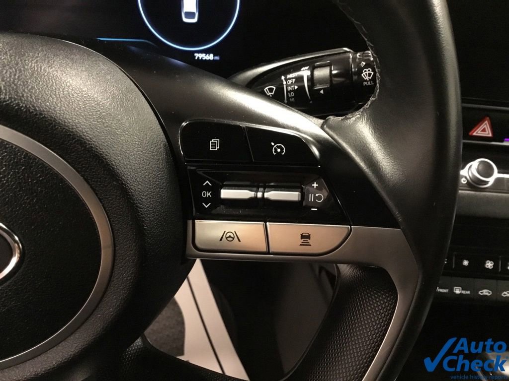 Used 2023 Hyundai Elantra Limited image 46