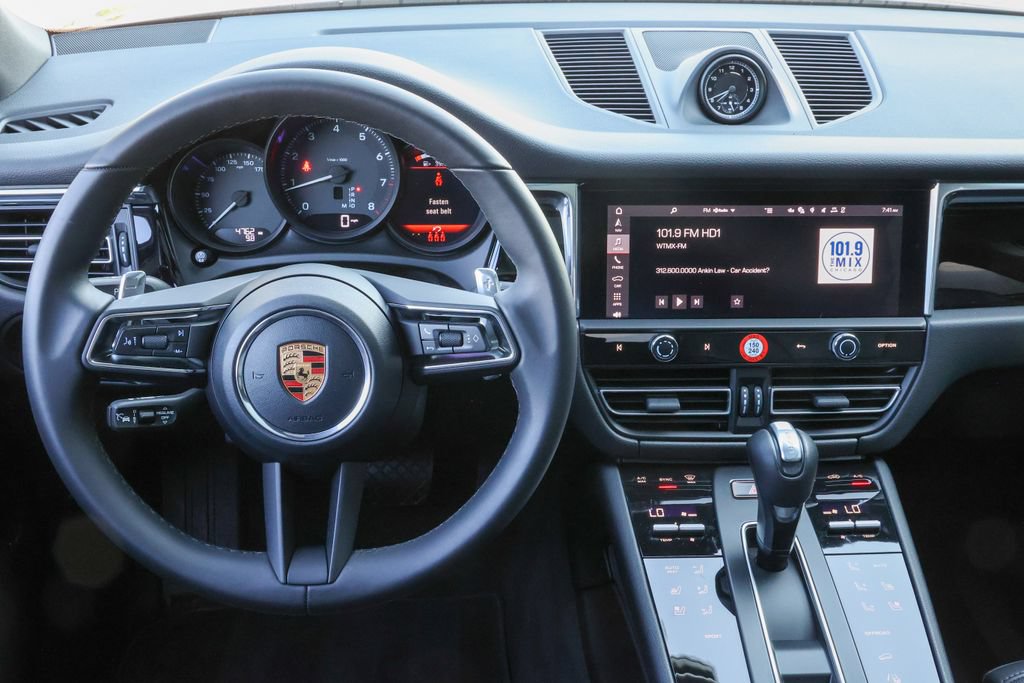 Certified 2026 Porsche Macan Turbo AWD/4WD image 14