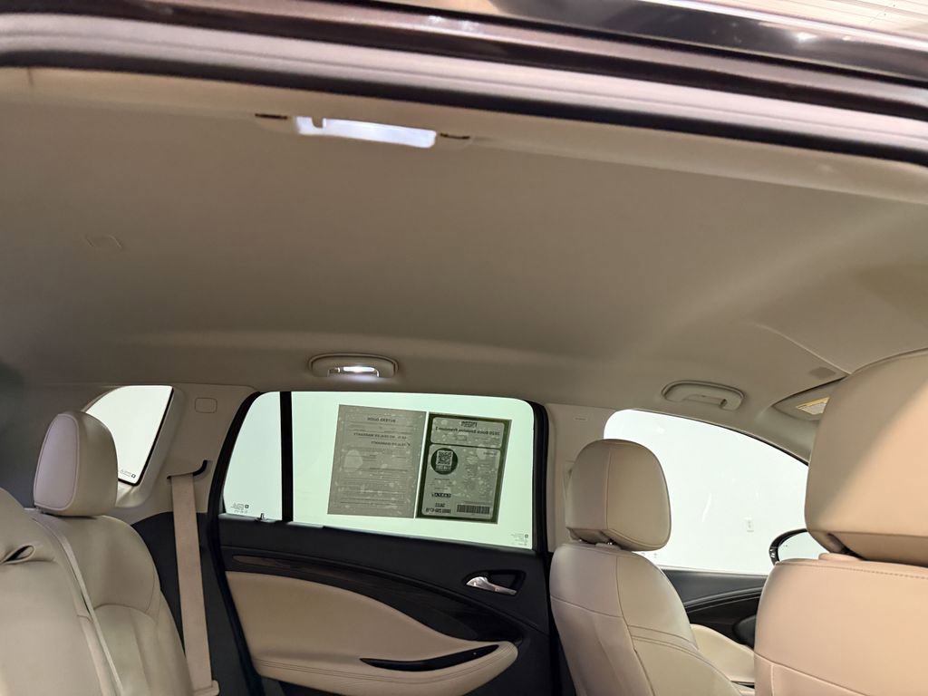 Used 2020 Buick Envision Premium image 16