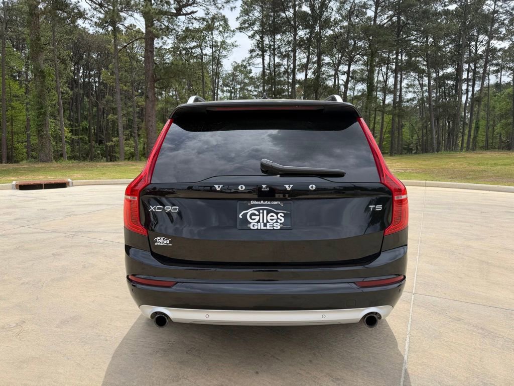 Used 2019 Volvo XC90 T5 Momentum FWD image 4