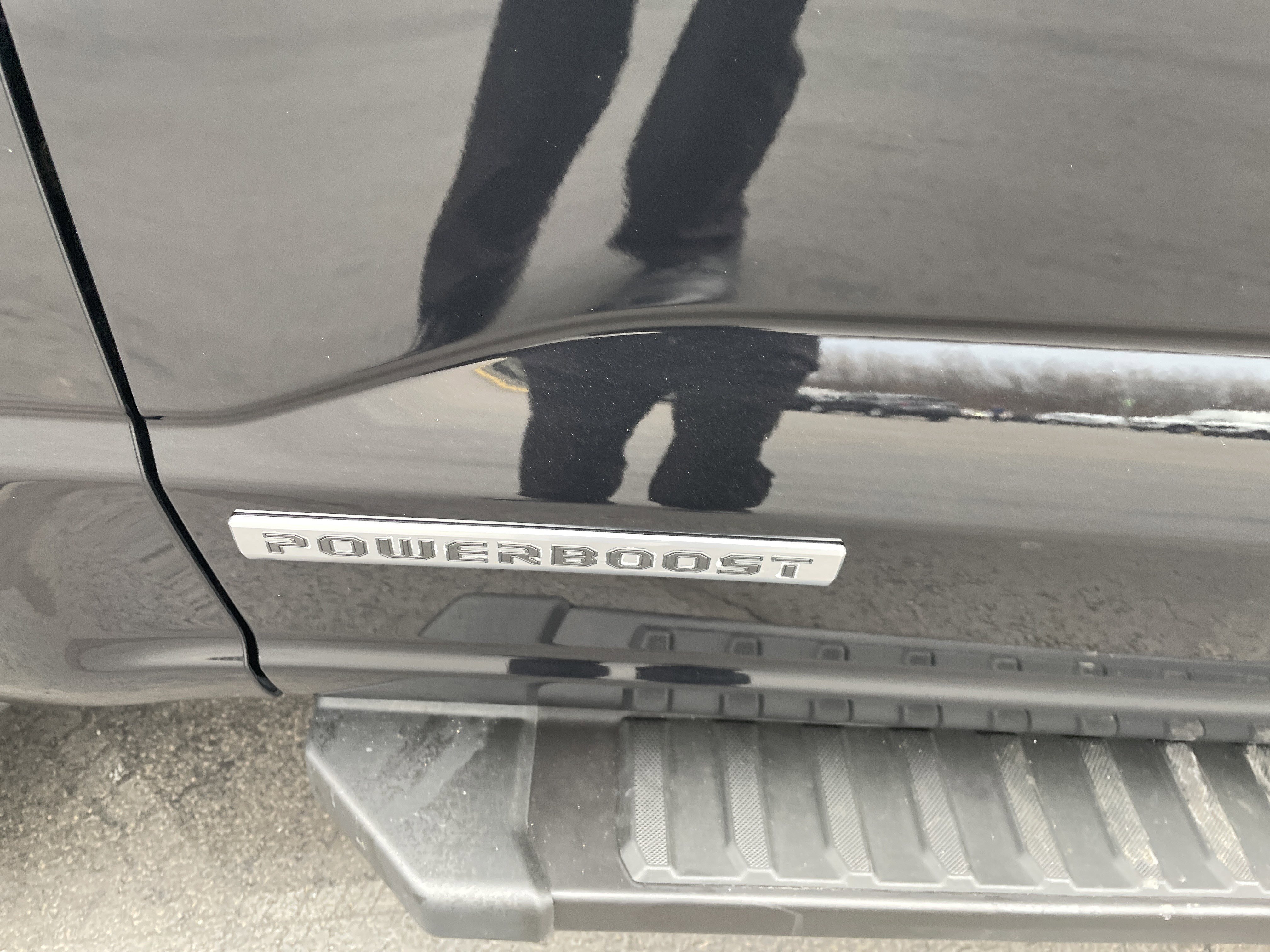 Used 2023 Ford F150 Lariat w/ Equipment Group 502A High image 4