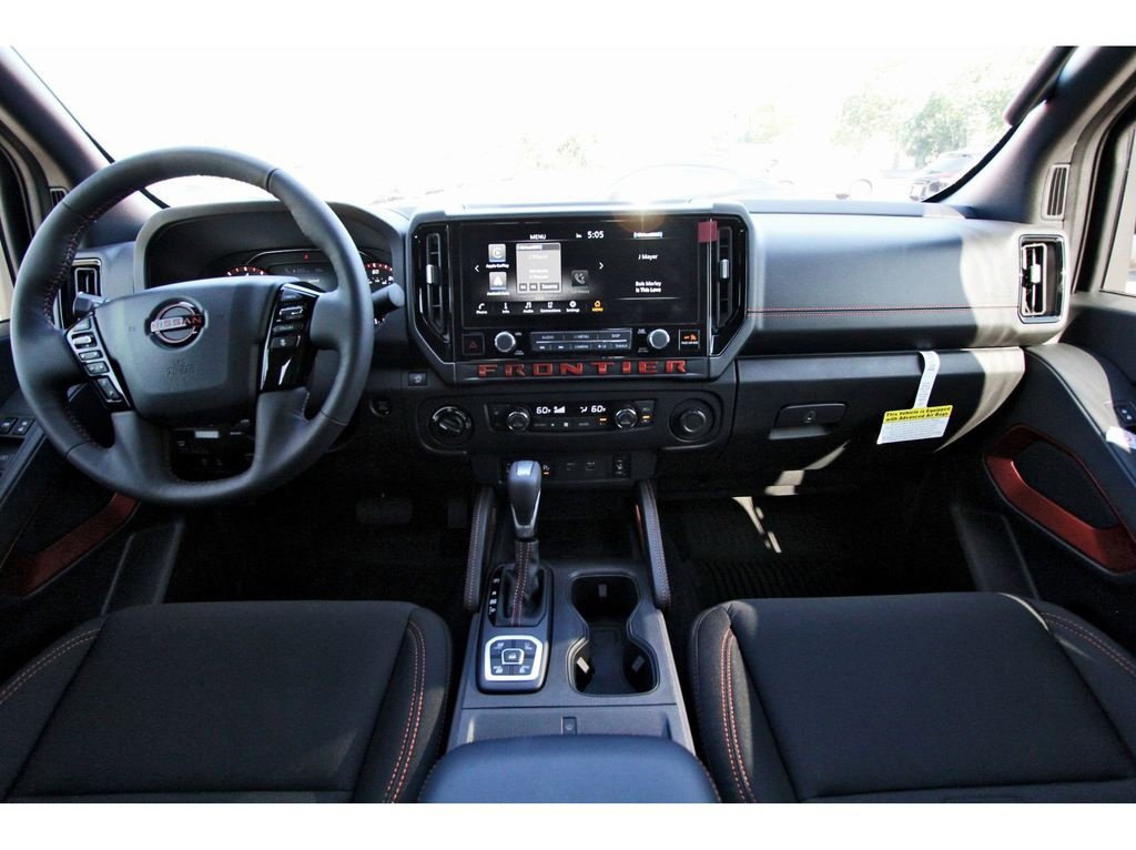 New 2026 Nissan Frontier PRO-4X w/ Pro-4x Convenience Package image 9
