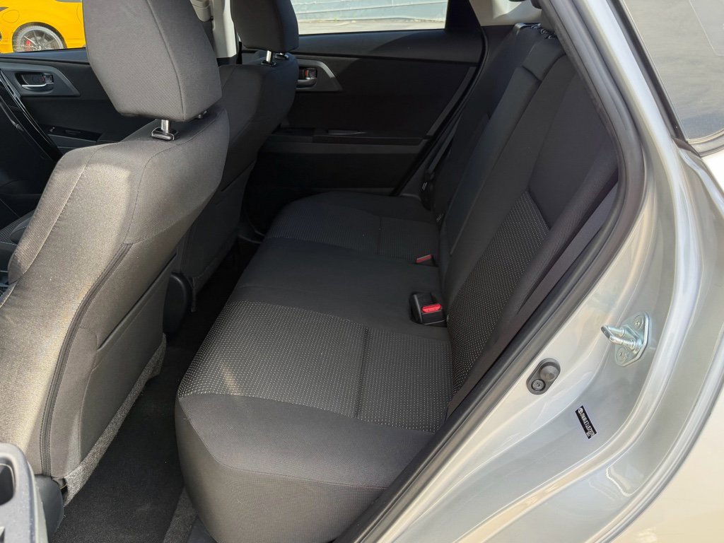 Used 2018 Toyota Corolla iM image 29