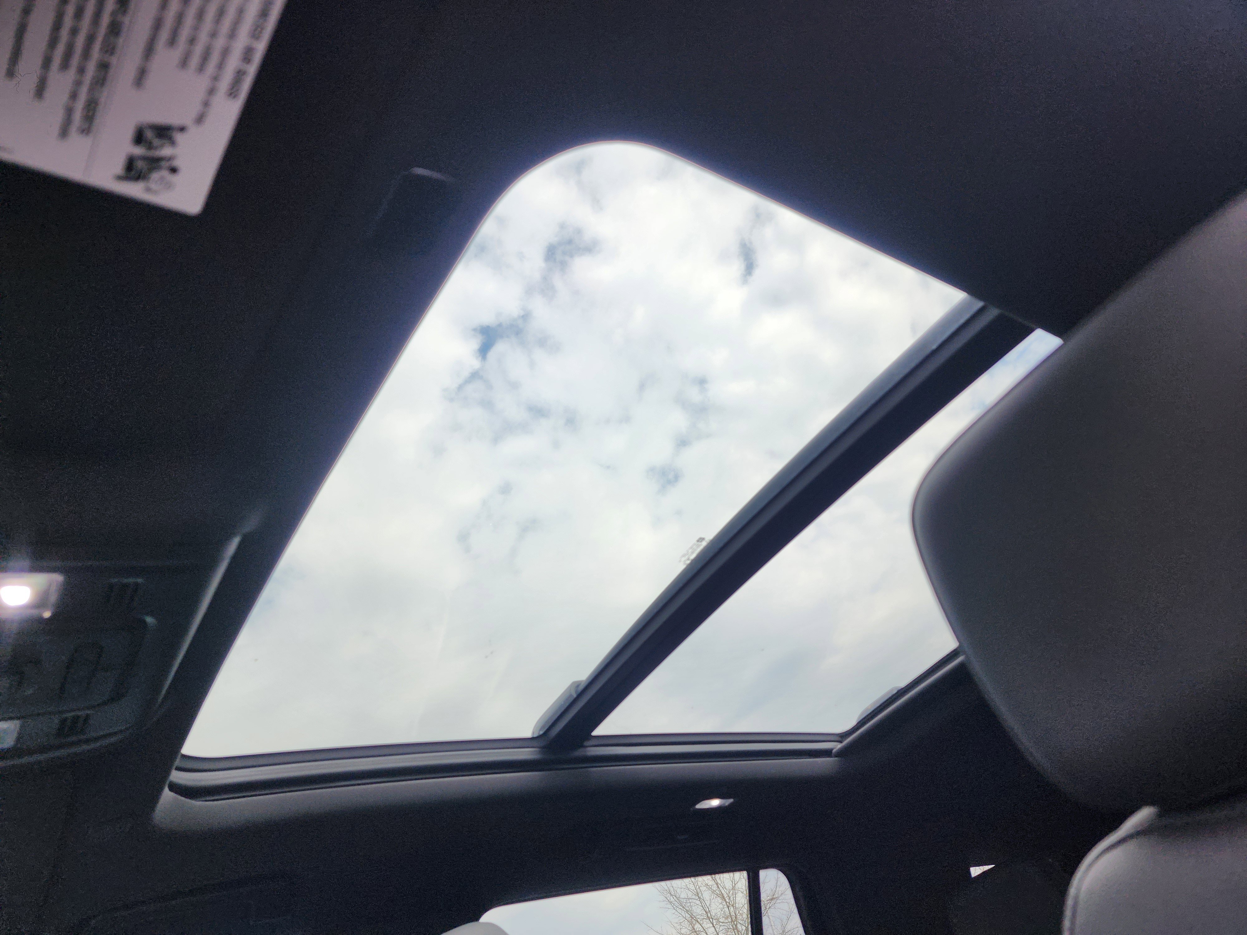 Used 2022 Chevrolet Tahoe Z71 w/ Z71 Off-Road Package image 27