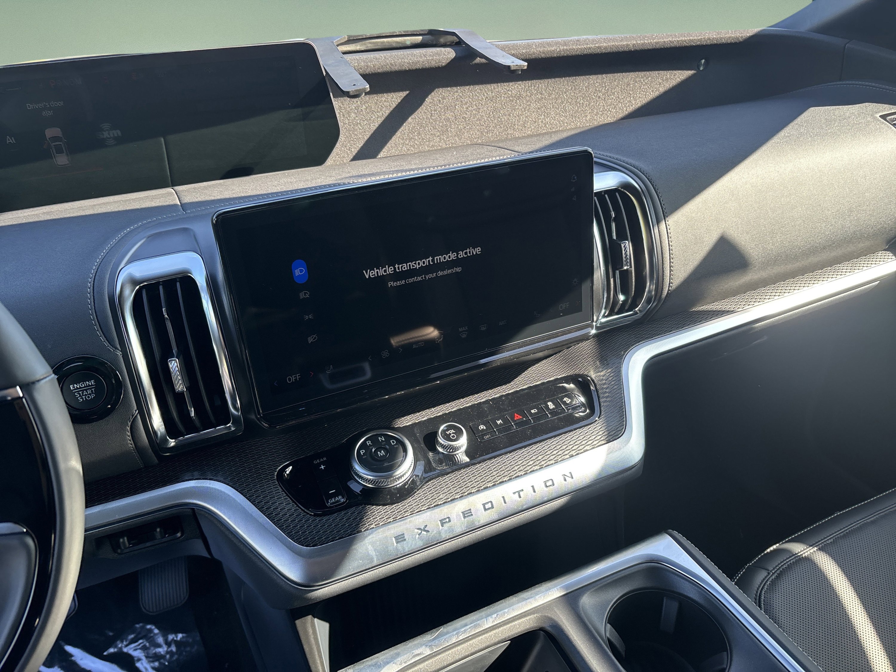 New 2025 Ford Expedition Platinum image 4
