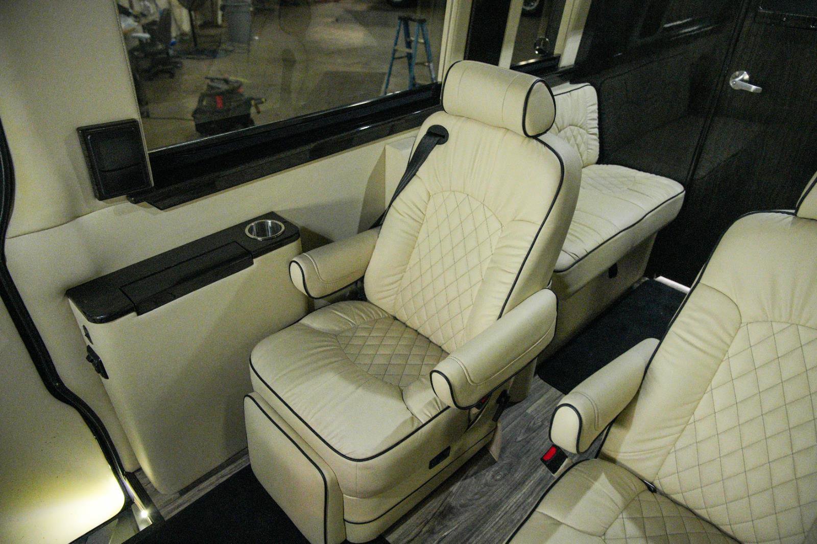 Used 2020 Mercedes-Benz Sprinter 3500 image 38