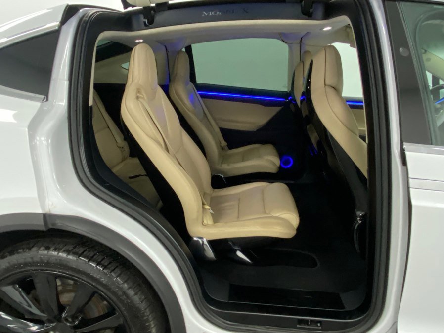 Used 2017 Tesla Model X 90D image 36