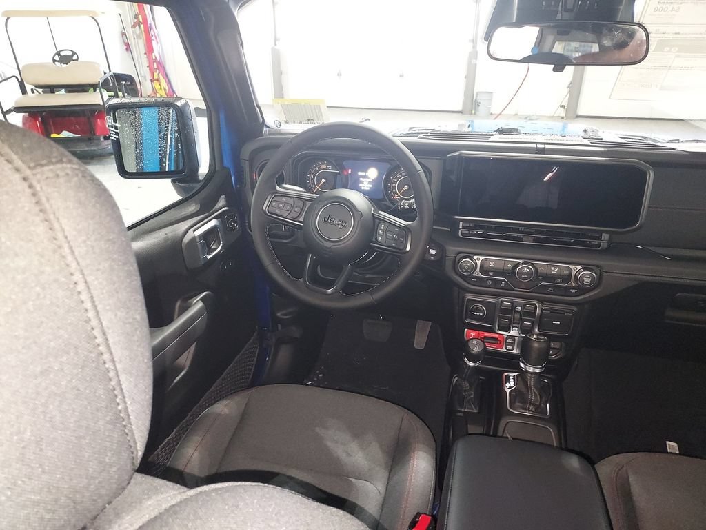 New 2026 Jeep Wrangler Unlimited Rubicon AWD/4WD image 15