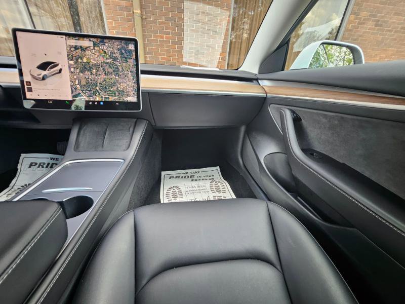 Used 2023 Tesla Model 3 Standard Range image 49