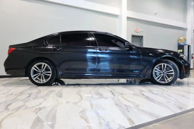 Used 2016 BMW 750i xDrive AWD/4WD image 5