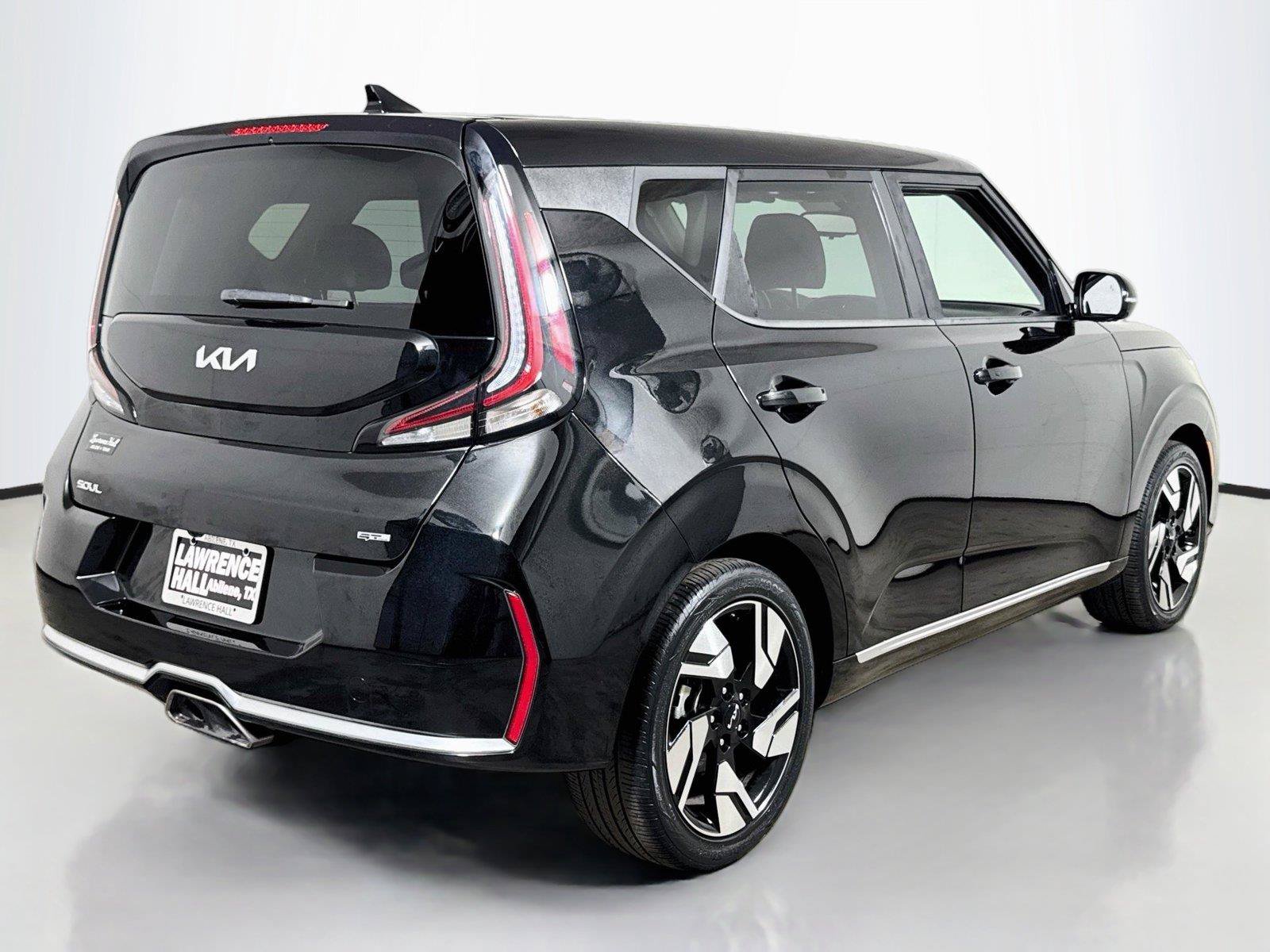 Used 2023 Kia Soul GT-Line w/ GT-Line Technology Package FWD image 4