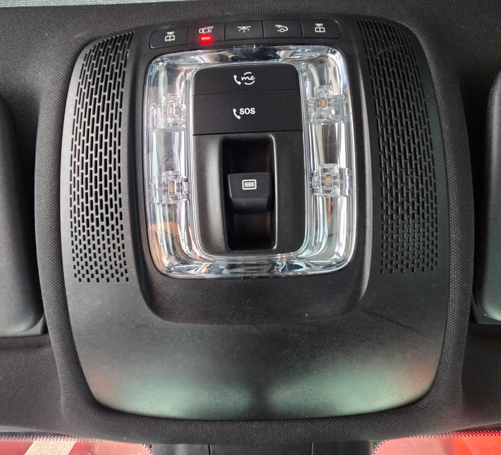 Used 2023 Mercedes-Benz GLB 250 image 29