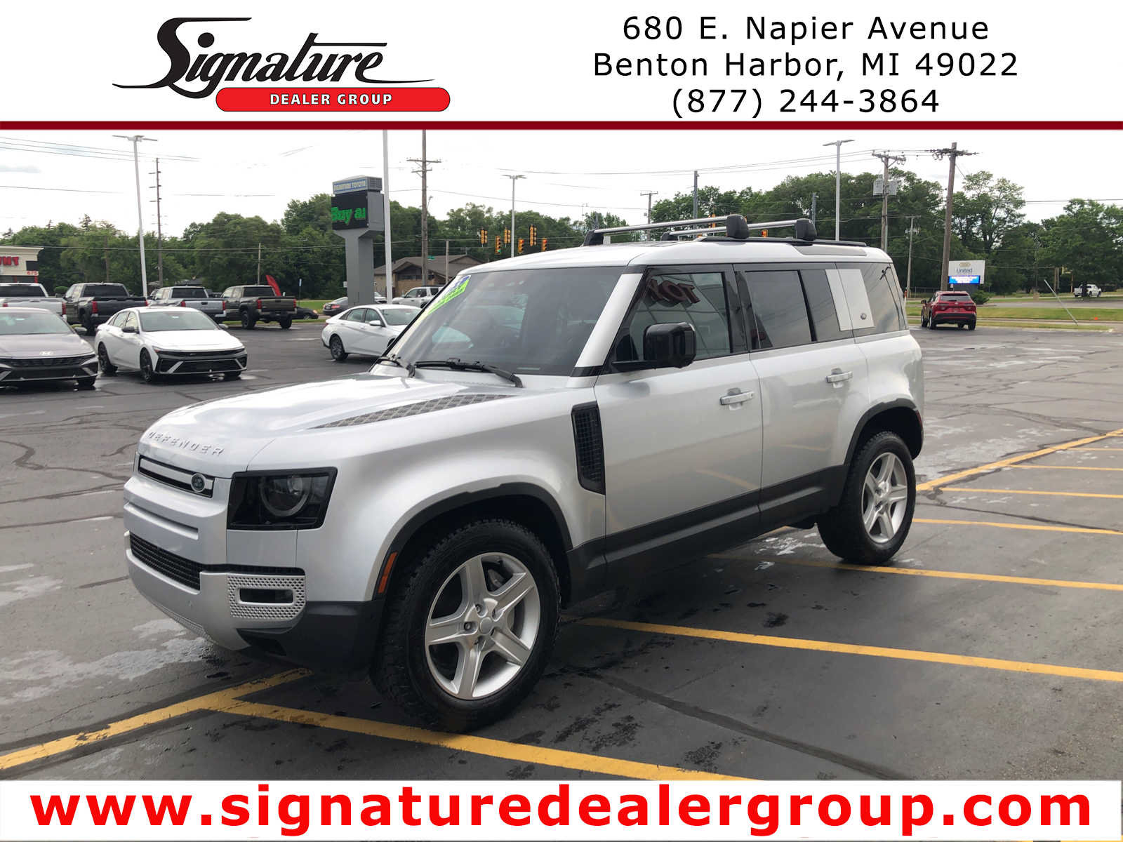 Used 2023 Land Rover Defender 110 SE AWD/4WD image 1