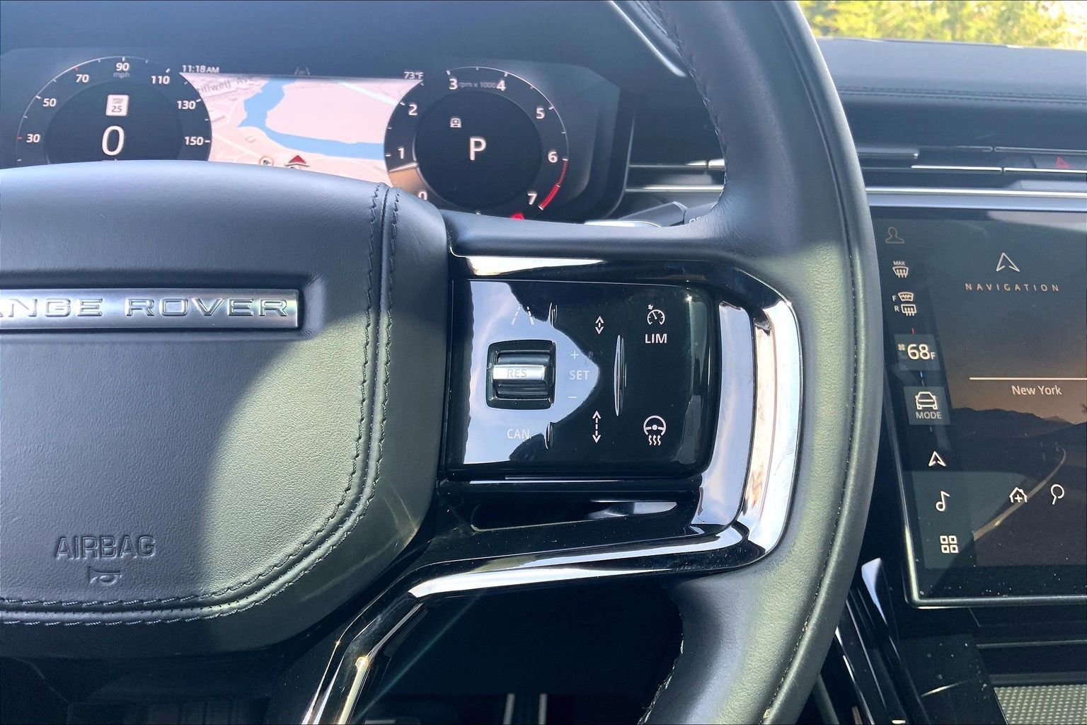 Used 2024 Land Rover Range Rover Sport Dynamic SE image 24