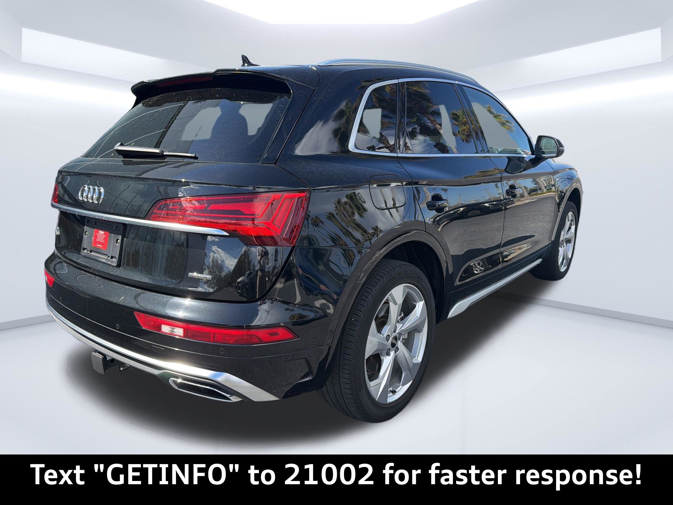 Used 2023 Audi Q5 2.0T Prestige w/ Prestige Package image 5