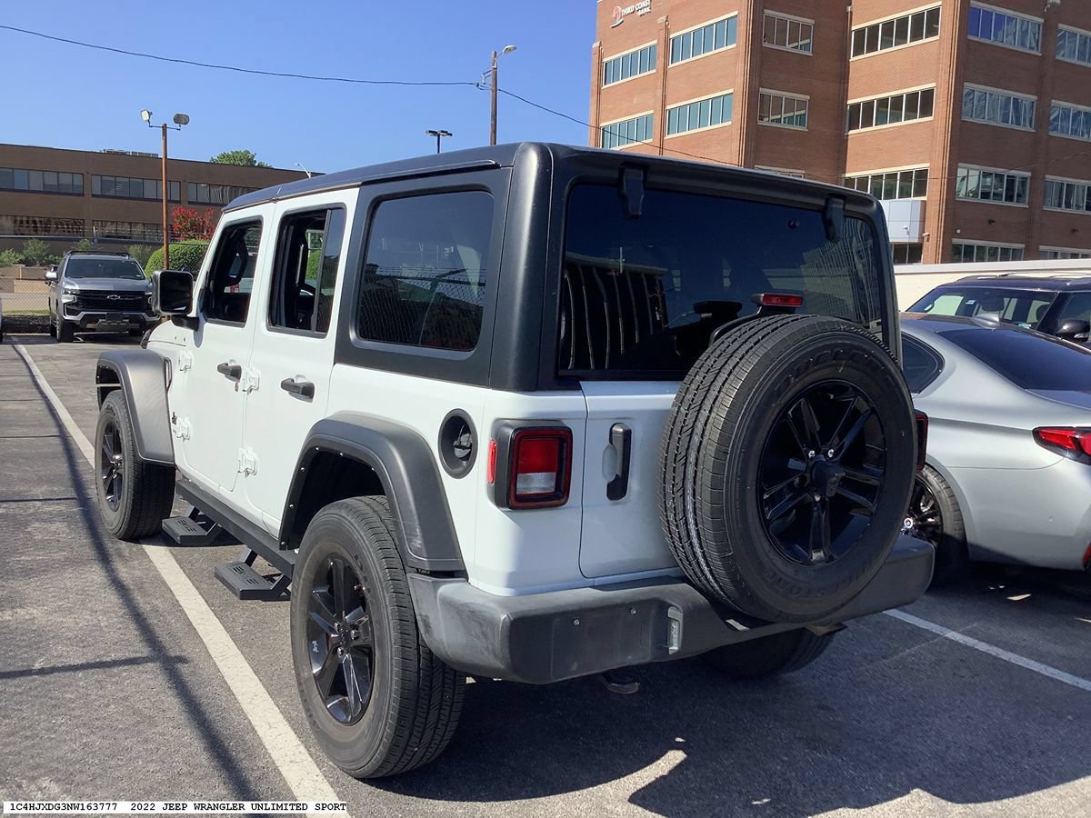 Used 2022 Jeep Wrangler Unlimited Sport AWD/4WD image 5