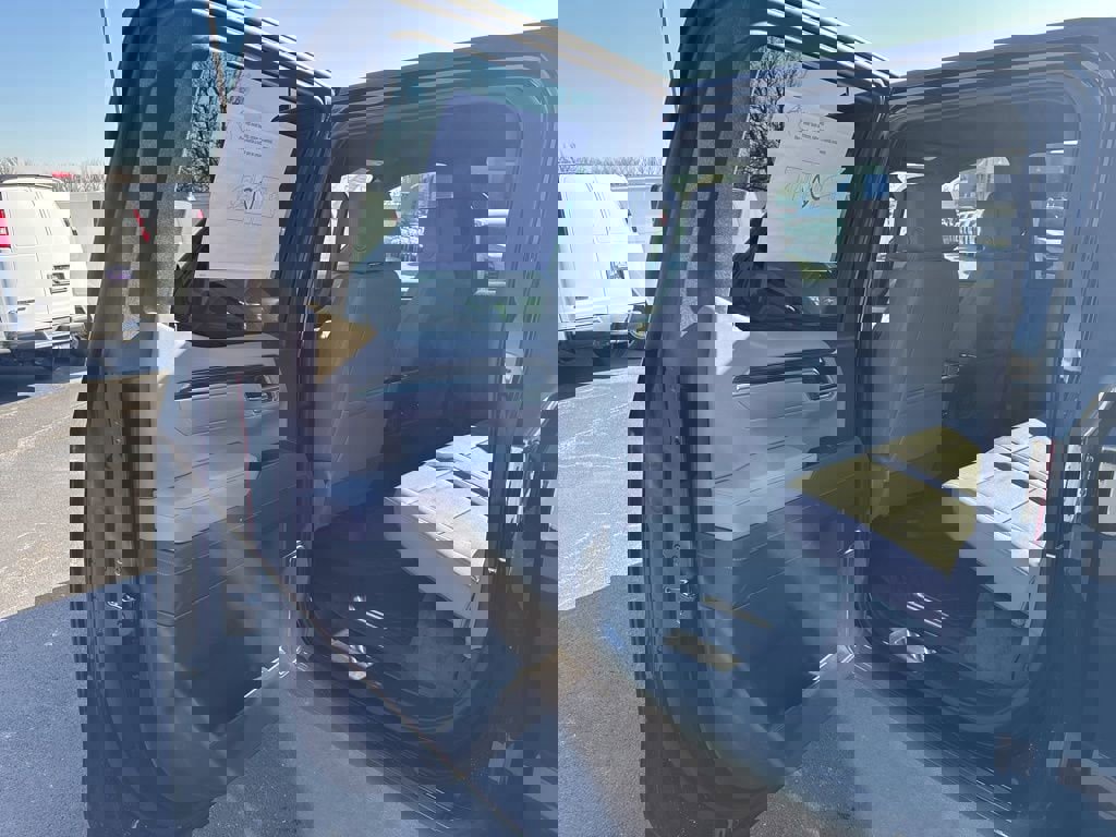 New 2026 Chevrolet Silverado 1500 LT image 28