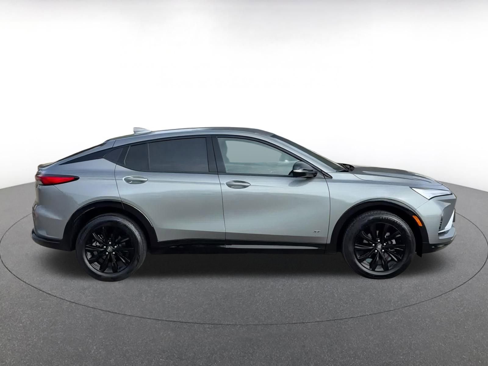 Used 2025 Buick Envista Sport Touring image 16