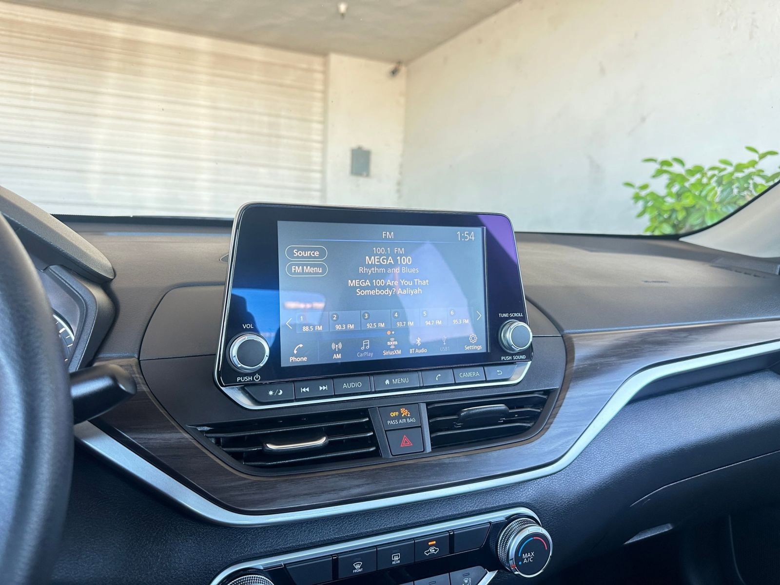 Used 2024 Nissan Altima 2.5 SV image 21