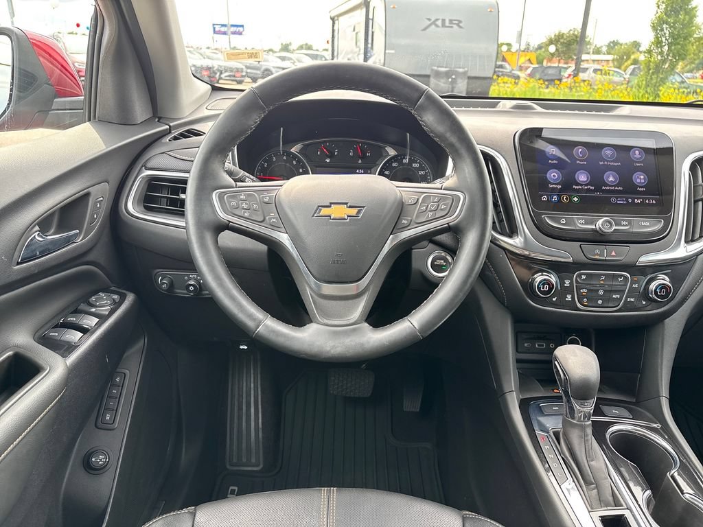 Used 2023 Chevrolet Equinox Premier AWD/4WD image 19