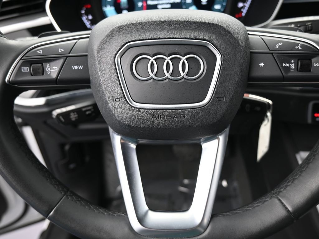 Used 2025 Audi Q3 2.0T Premium image 30