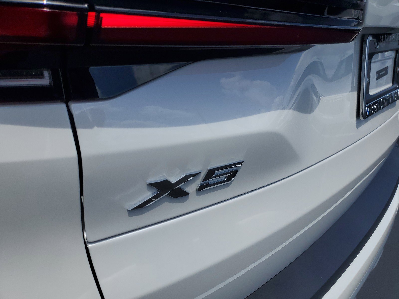 New 2025 BMW X5 sDrive40i w/ Climate Comfort Package RWD image 5