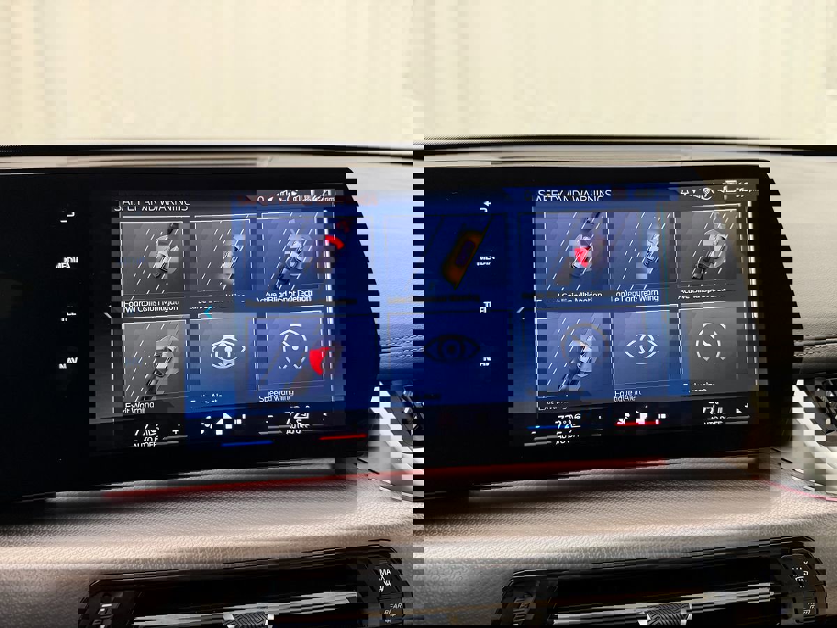 Used 2026 BMW X1 xDrive28i image 17