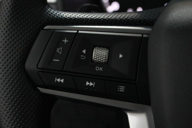 New 2026 Mitsubishi Outlander ES FWD image 9