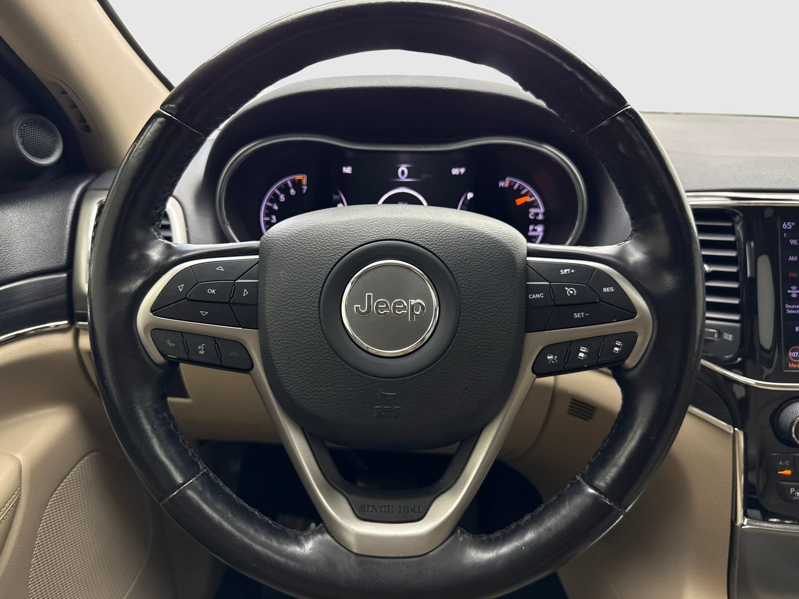 Used 2020 Jeep Grand Cherokee Limited RWD image 19