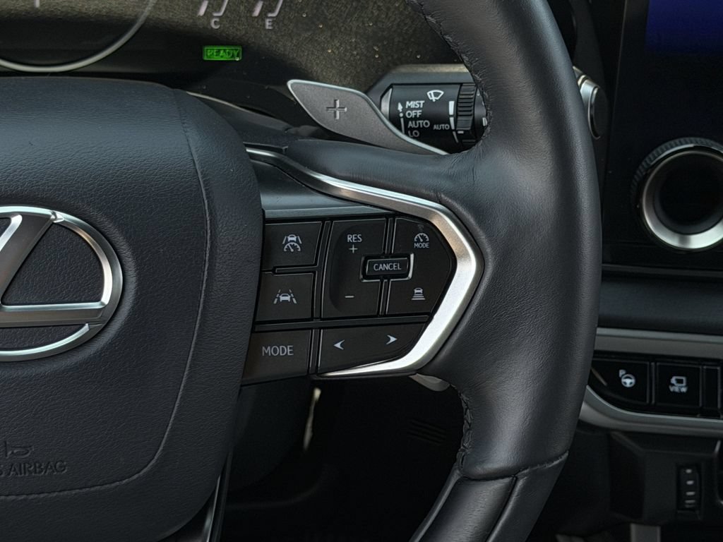 Used 2023 Lexus RX 350h w/ Accessory Package (P3) AWD/4WD image 15