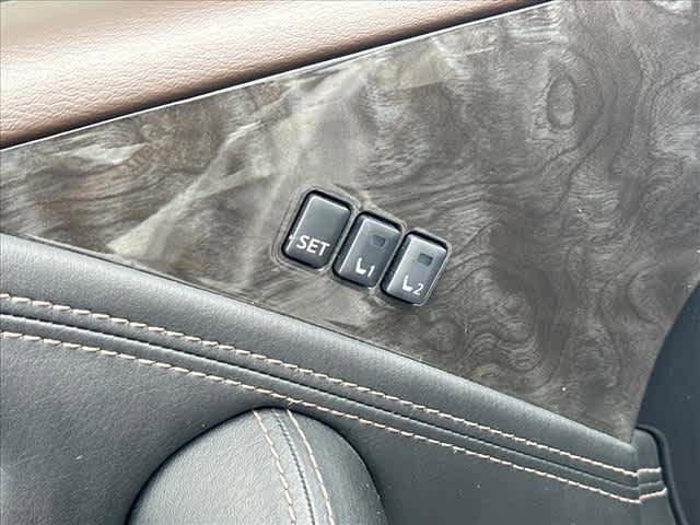 Used 2023 Nissan Armada Platinum w/ Captain's Chairs Package AWD/4WD image 18