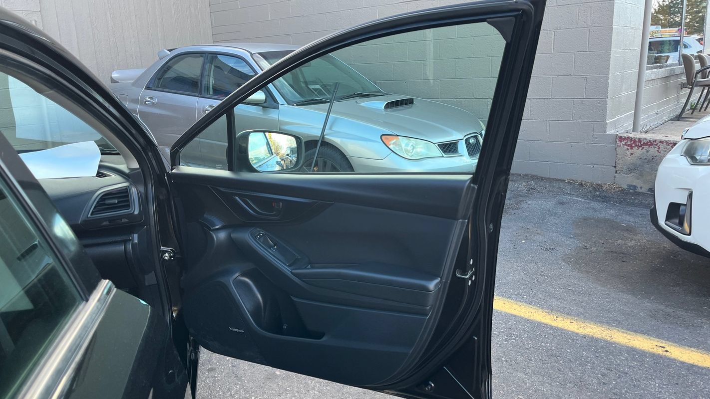 Used 2017 Subaru Impreza 2.0i Premium AWD/4WD image 11