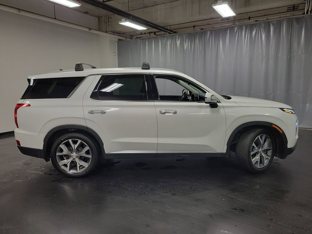 Used 2022 Hyundai Palisade SEL w/ 8P Bench Seat Package AWD/4WD image 9
