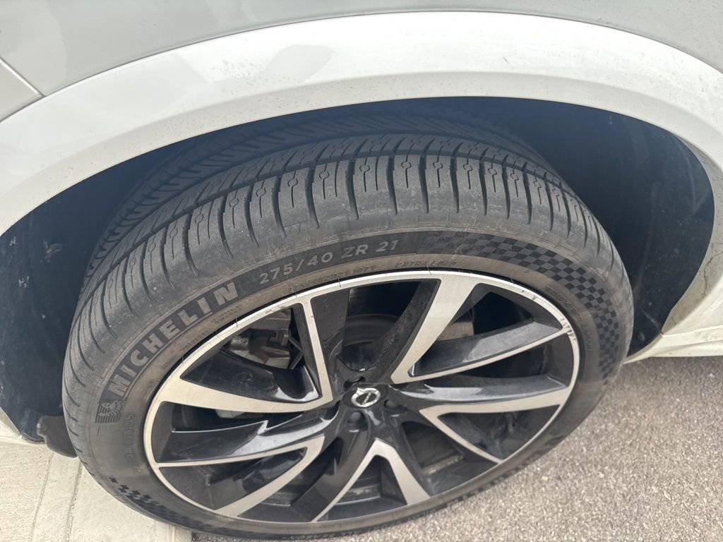 Used 2022 Volvo XC90 T8 Inscription Expression w/ Advanced Package image 12