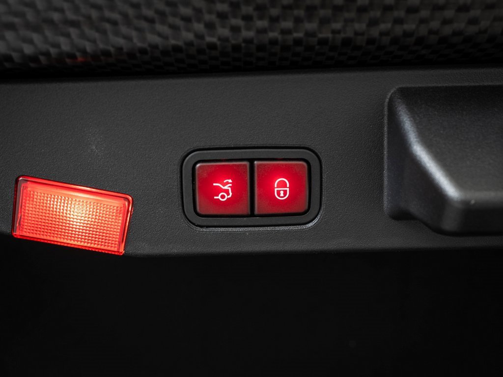 Used 2013 Mercedes-Benz SL 63 AMG image 25