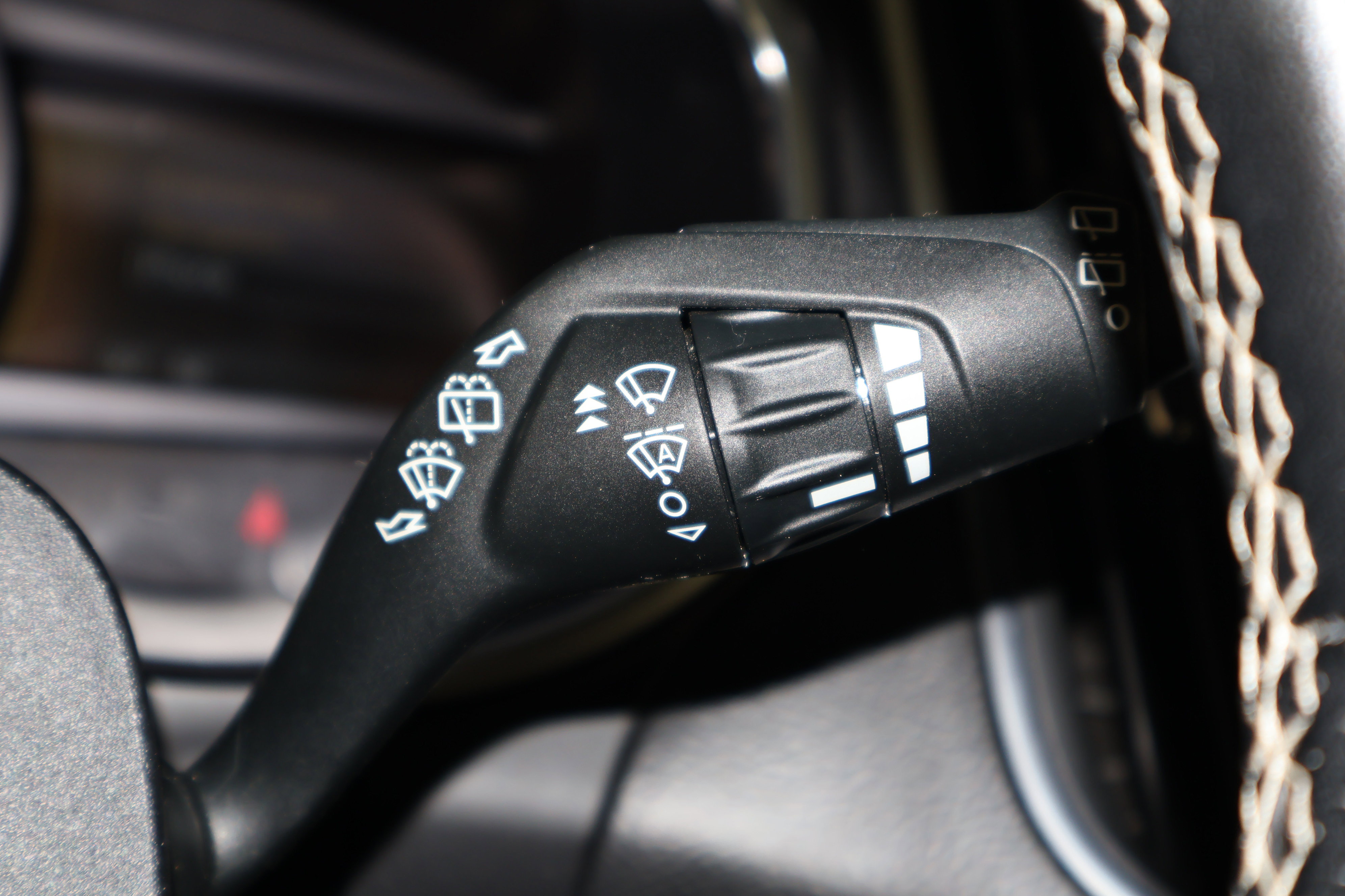 Used 2019 Ford Edge ST w/ Convenience Package image 25