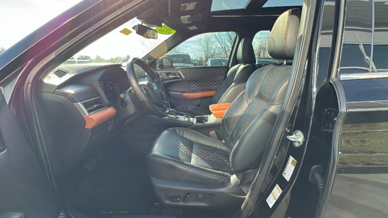 Used 2022 Mitsubishi Outlander SEL image 13