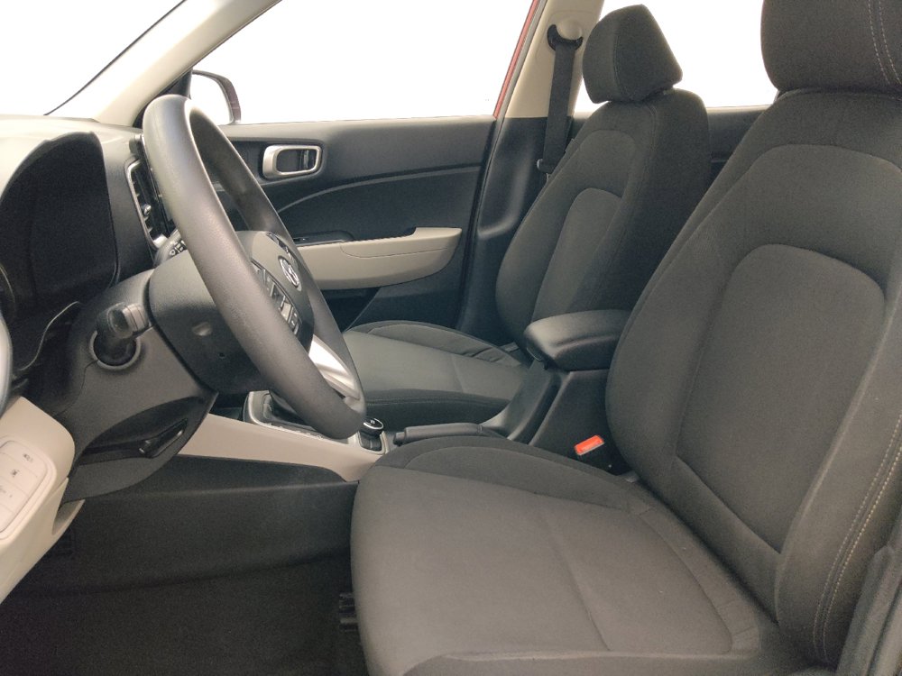 Used 2020 Hyundai Venue SEL FWD image 17