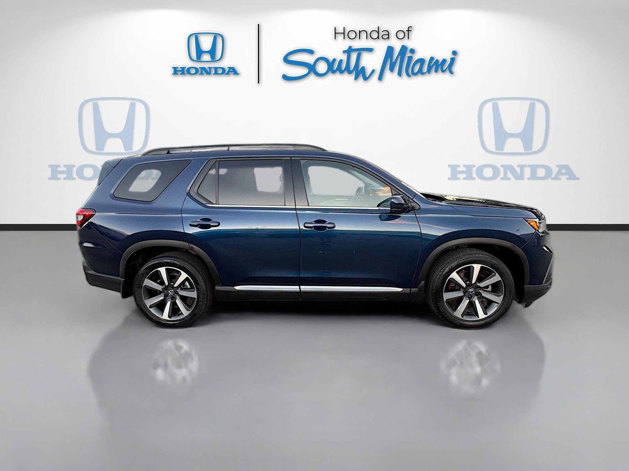 Certified 2023 Honda Pilot Elite image 8