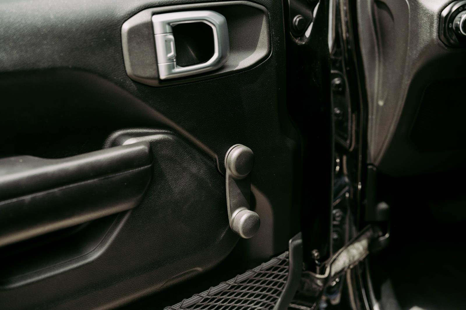 Used 2020 Jeep Gladiator Sport w/ Trailer Tow Package image 12