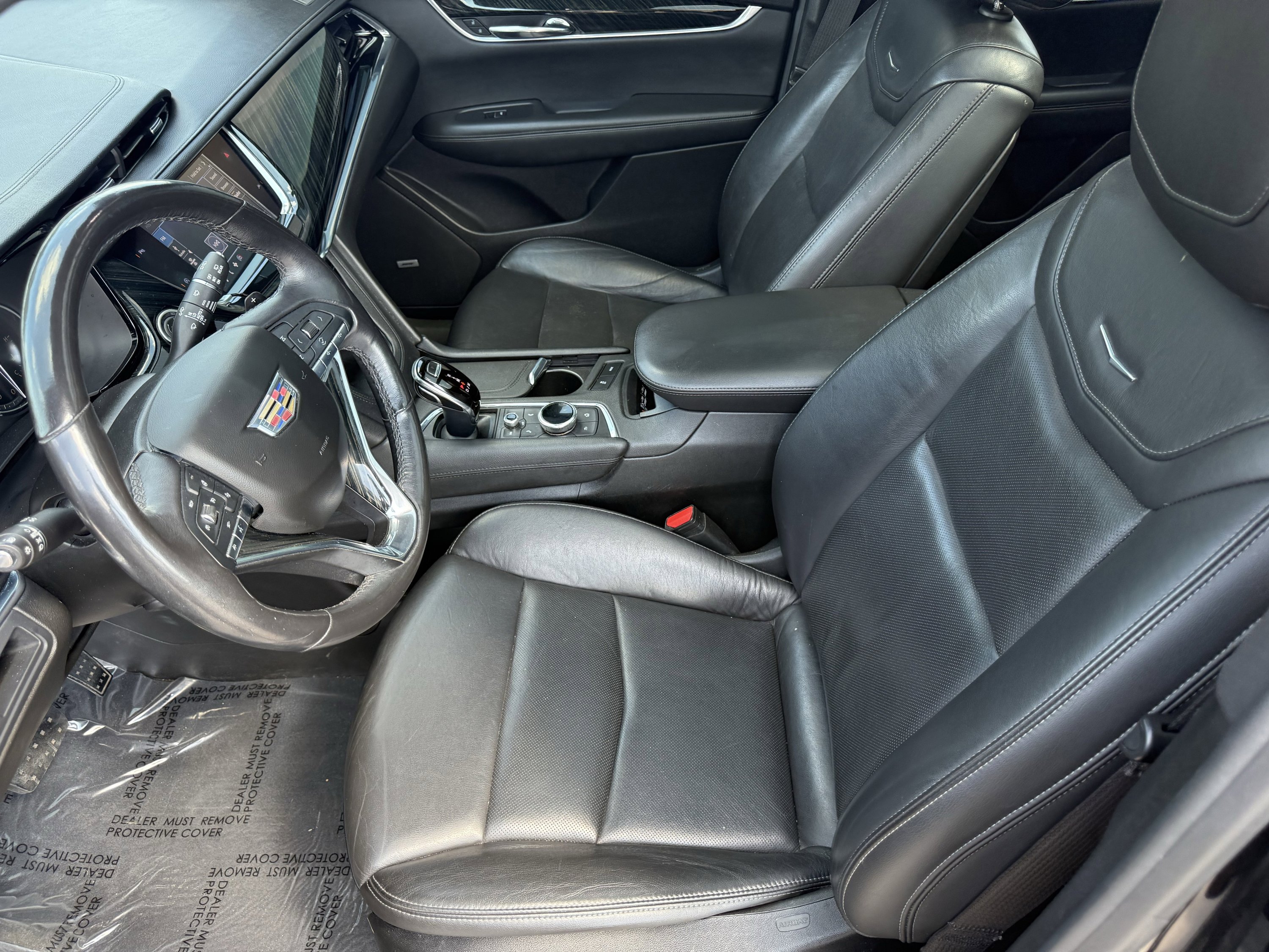 Used 2020 Cadillac XT6 Premium Luxury image 32