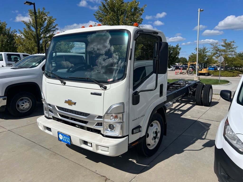 New 2024 Chevrolet Low Cab Forward image 3