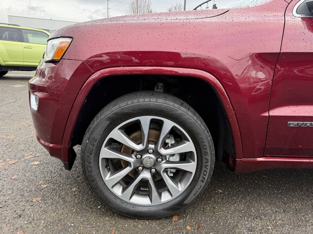 Used 2018 Jeep Grand Cherokee Overland image 14